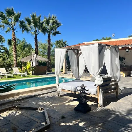 Villa Holidays Vilamarxant
